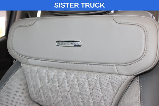 Used 2025 Ford F250 Platinum w/ Platinum Plus Package AWD/4WD image 28