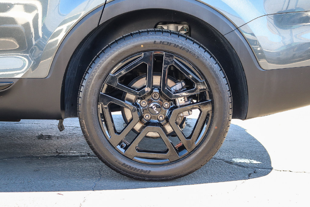 Certified 2024 Kia Telluride EX X-Line AWD/4WD image 11