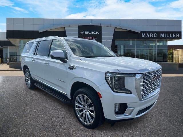 Used 2024 GMC Yukon XL Denali w/ Advanced Technology Package AWD/4WD image 1