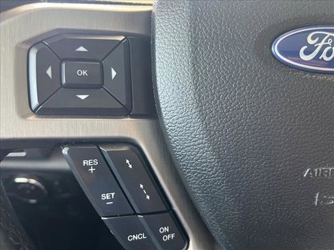 Used 2018 Ford F150 Platinum w/ Equipment Group 701A Luxury AWD/4WD image 21