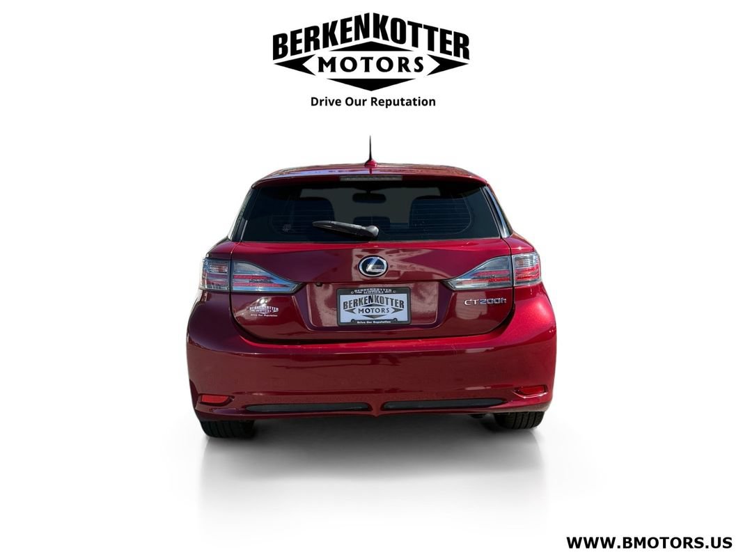 Used 2013 Lexus CT 200h w/ Premium Pkg w/Navigation FWD image 4