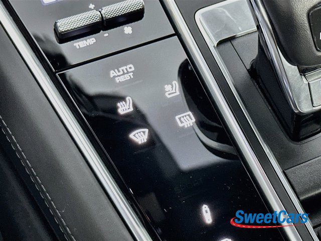 Used 2019 Porsche Panamera GTS w/ Premium Package Plus AWD/4WD image 32