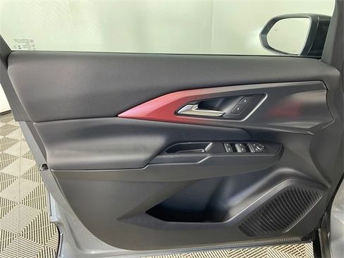 New 2026 Chevrolet Equinox EV RS image 12