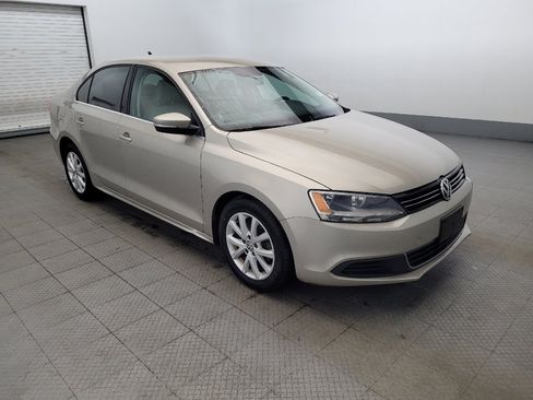 Used 2013 Volkswagen Jetta SE FWD image 13