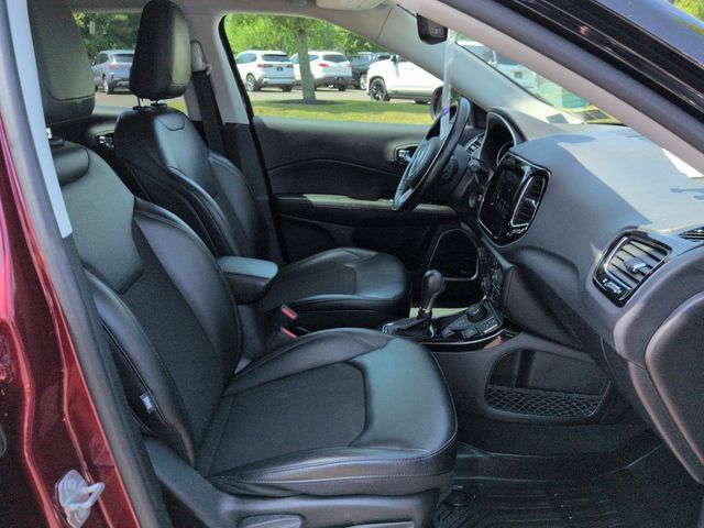 Used 2021 Jeep Compass Latitude w/ Sun and Sound Group AWD/4WD image 30