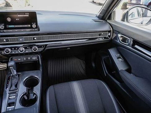 Used 2025 Honda Civic Sport image 18