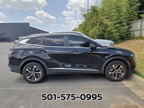 Used 2024 Kia Sportage EX AWD/4WD image 5