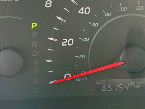 Used 2009 Toyota Camry LE FWD image 19