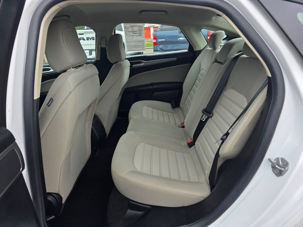 Used 2020 Ford Fusion S FWD image 6