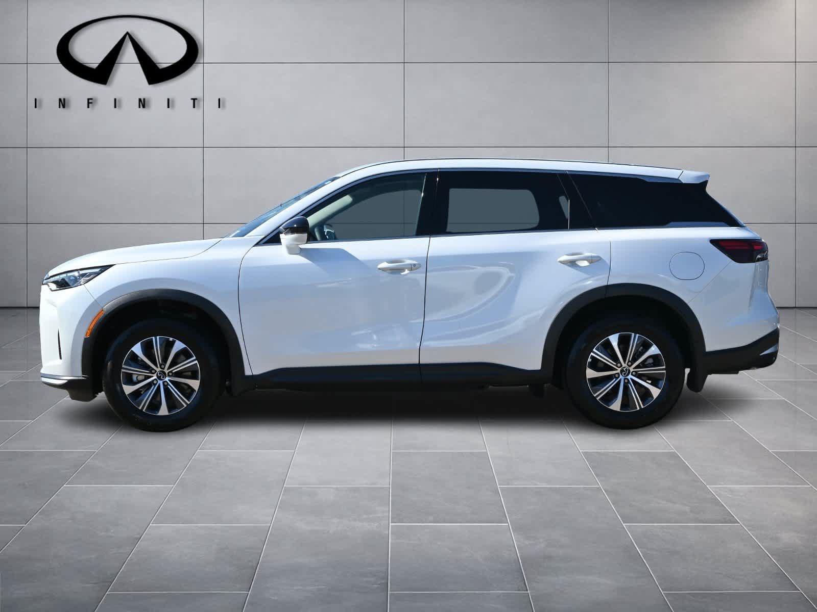 Certified 2027 INFINITI QX60 Pure w/ Cargo Package FWD image 4
