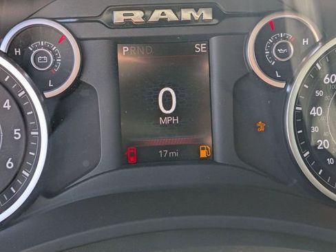 New 2026 RAM 2500 Big Horn AWD/4WD image 24