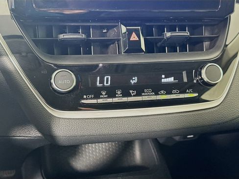 Used 2024 Toyota Corolla LE image 16