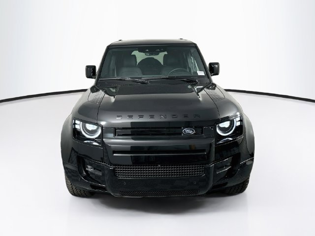 New 2026 Land Rover Defender 110 X-Dynamic SE AWD/4WD image 2