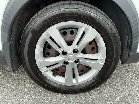 Used 2019 Nissan Kicks S w/ Exterior Package image 13