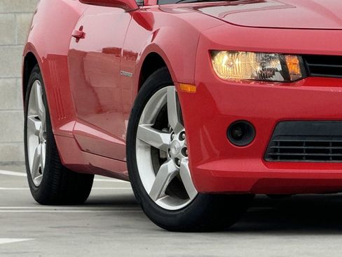 Used 2015 Chevrolet Camaro LT image 2