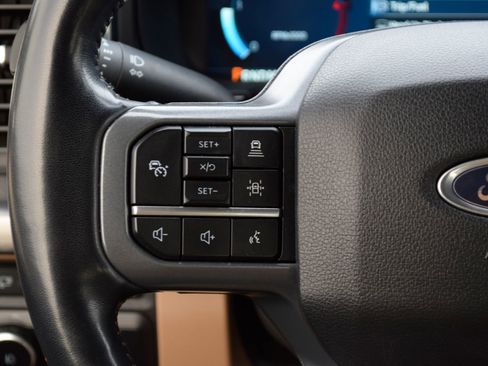 Used 2024 Ford F350 Lariat w/ Lariat Ultimate Package image 9