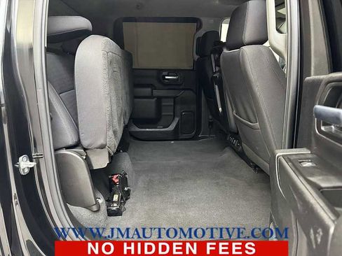 Used 2022 Chevrolet Silverado 2500 LT w/ Convenience Package image 17