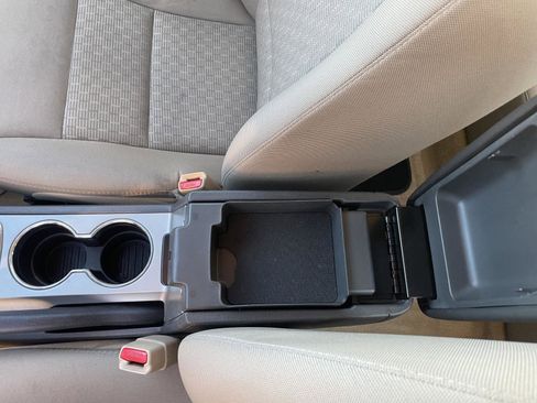 Used 2011 Ford Fusion SE w/ 202A Rapid Spec Order Code image 17