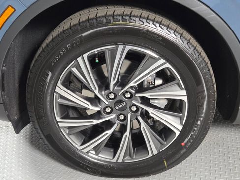 New 2026 Lincoln Aviator Premiere image 11