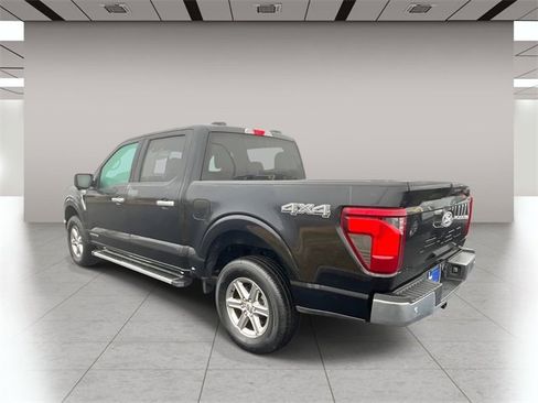 Used 2024 Ford F150 XLT w/ Mobile Office Package image 5