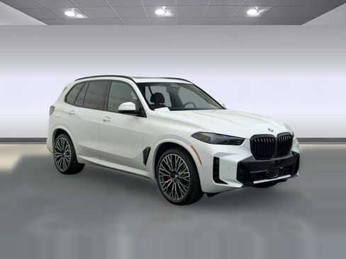 New 2026 BMW X5 xDrive40i w/ M Sport Package AWD/4WD image 7