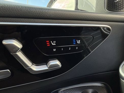 Used 2025 Mercedes-Benz C 300 Sedan image 16