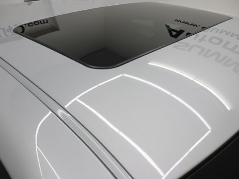 Used 2023 Dodge Challenger SRT Hellcat RWD image 4