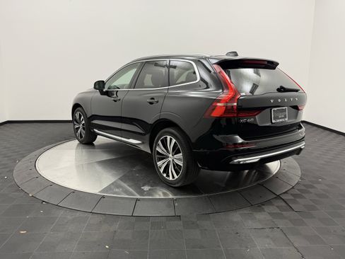 Used 2023 Volvo XC60 B5 Plus AWD/4WD image 4