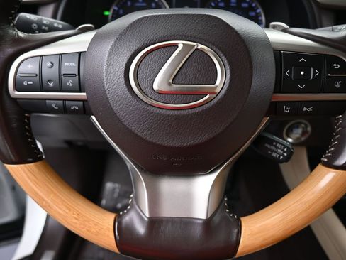 Used 2020 Lexus RX 350L FWD w/ Premium Package image 33