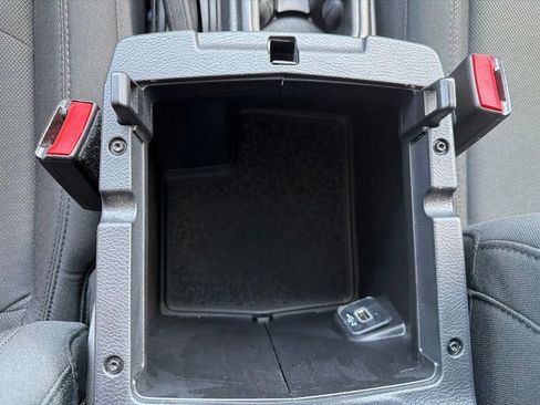 Used 2023 Jeep Wrangler Sport AWD/4WD image 31