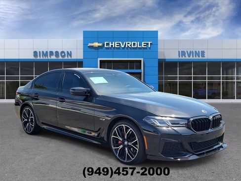 Used 2023 BMW 530e w/ M Sport Package RWD image 2