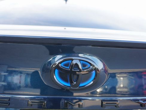 Used 2021 Toyota Camry SE w/ Audio Upgrade Package image 29