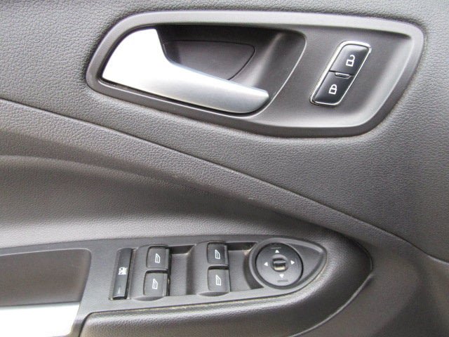 Used 2016 Ford Escape SE w/ SE Cold Weather Package AWD/4WD image 14