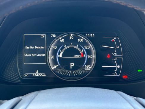 Used 2021 Lexus UX 200 w/ Accessory Package (Z1) FWD image 33