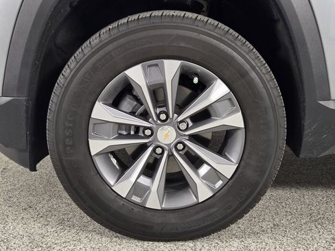 New 2026 Chevrolet Equinox LT w/ Convenience Package II FWD image 14