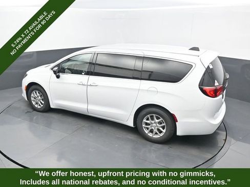 New 2026 Chrysler Voyager LX image 48