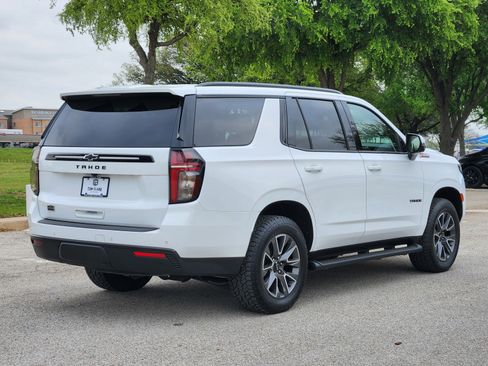 Used 2024 Chevrolet Tahoe Z71 w/ Luxury Package image 5