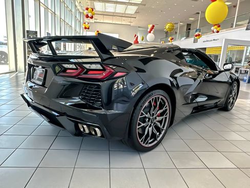 Used 2023 Chevrolet Corvette Stingray Coupe w/ Battery Protection Package RWD image 3