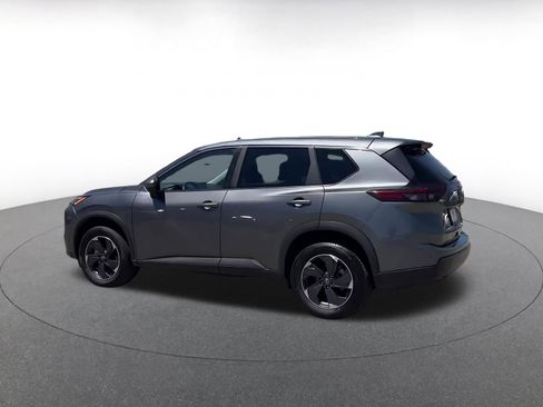 Used 2025 Nissan Rogue SV AWD/4WD image 10