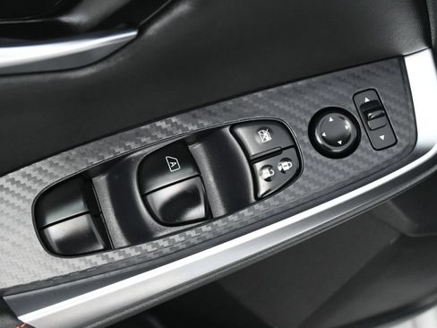 Used 2024 Nissan Sentra SR FWD image 4