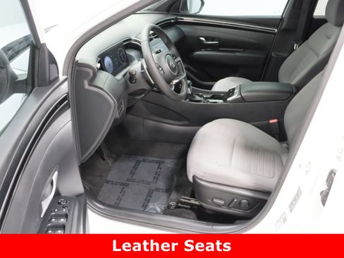 Used 2022 Hyundai Santa Cruz SEL Premium image 14