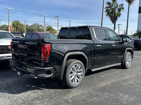 New 2025 GMC Sierra 1500 Denali w/ Denali Reserve Package image 4