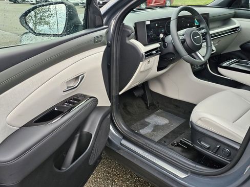 New 2026 Hyundai Tucson Limited image 17