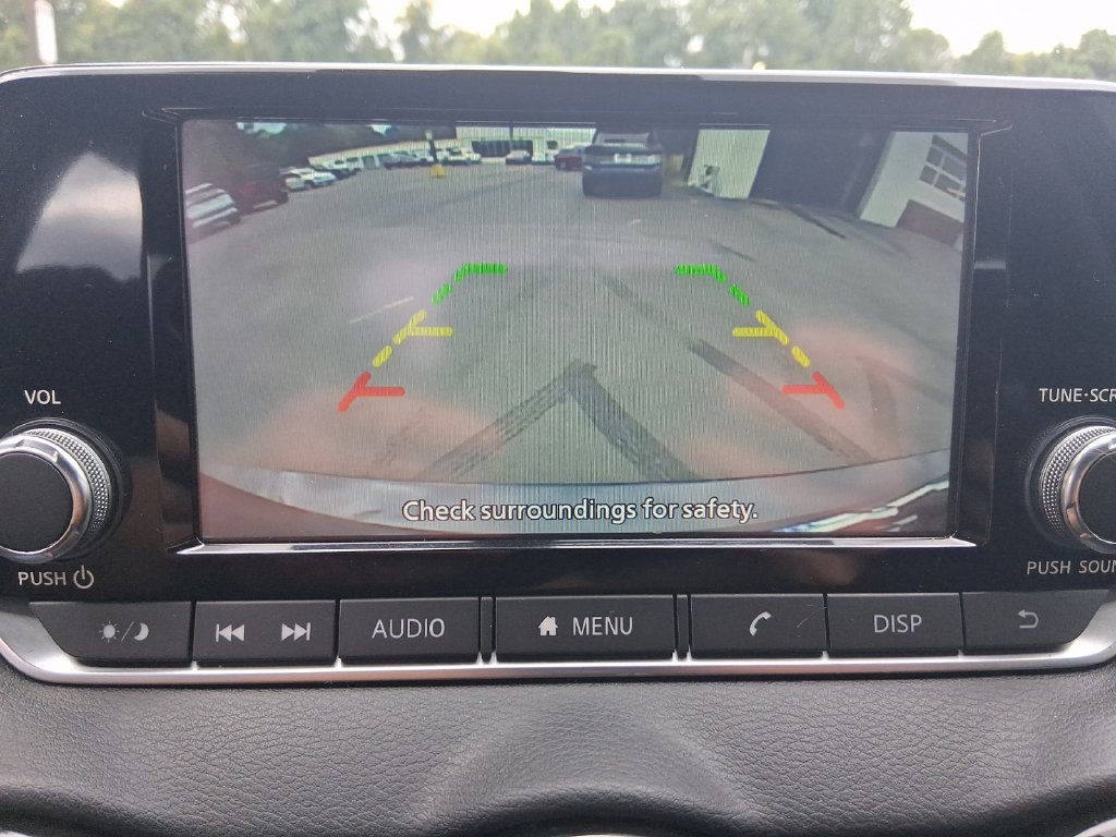Used 2025 Nissan Sentra S FWD image 18