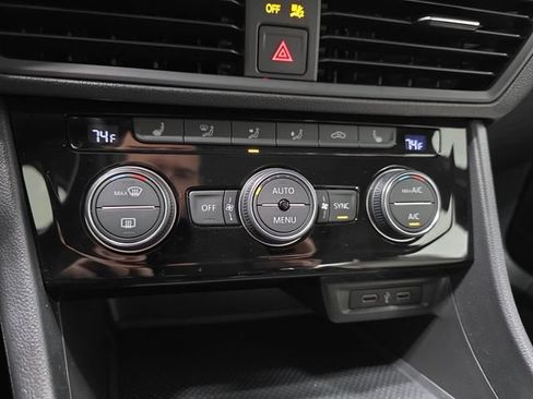 Used 2021 Volkswagen Jetta R-Line FWD image 22