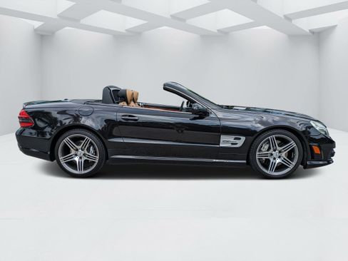 Used 2009 Mercedes-Benz SL 63 AMG image 2