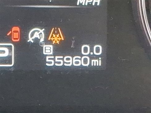 Used 2020 Subaru Outback Premium image 18