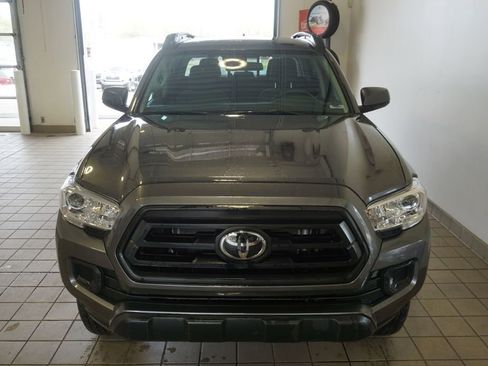 Used 2023 Toyota Tacoma SR AWD/4WD image 11