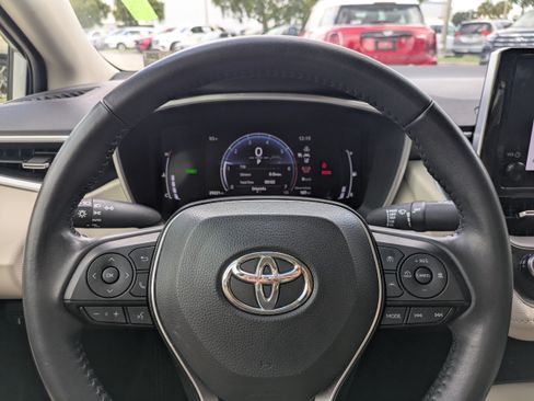 Used 2024 Toyota Corolla XLE FWD image 23