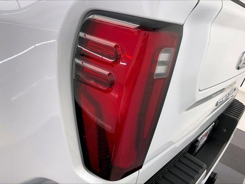 New 2026 GMC Sierra 3500 Denali image 16